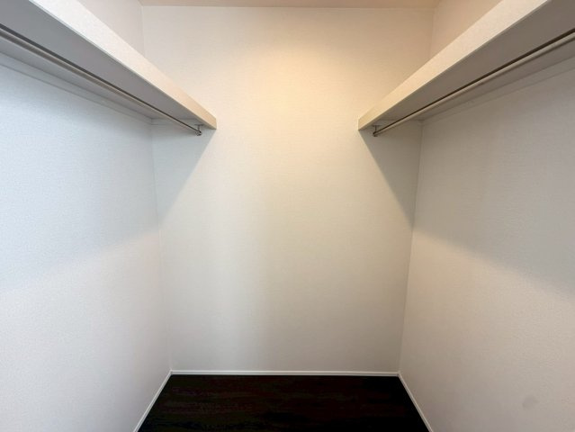 ★★南城市玉城親慶原-1号棟（全2棟）のランドリースペース