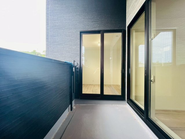 ♪沖縄市登川-4号棟（全5邸）のバルコニー