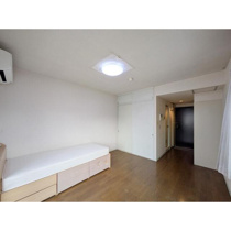 写真は同物件別部屋