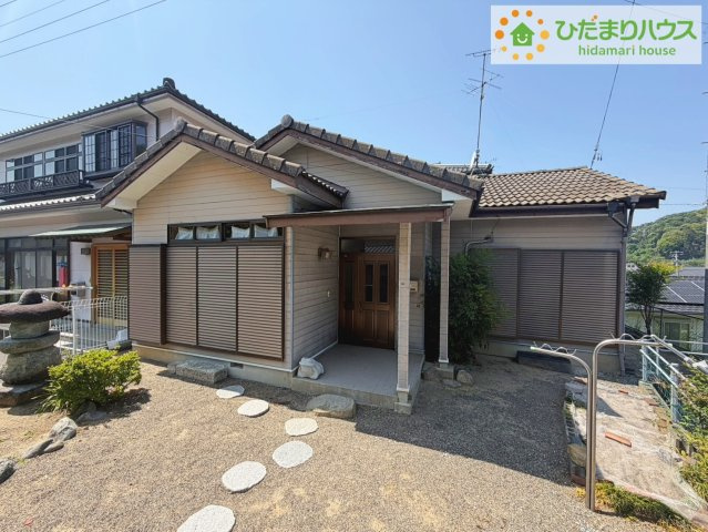 いわき市平下荒川鶴ケ町43-3　中古戸建