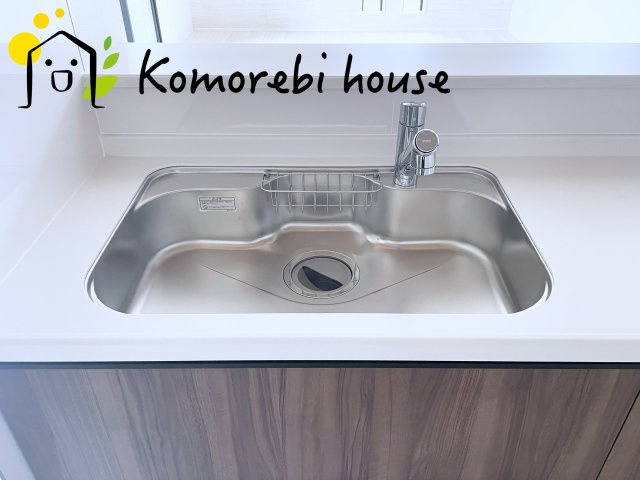 桶川市上日出谷南　6期　新築一戸建て　グラファーレ　01のキッチン|26.9.7