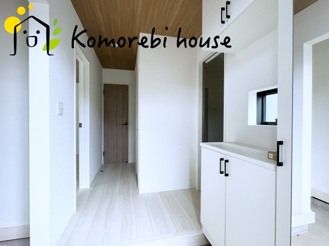桶川市上日出谷南　6期　新築一戸建て　グラファーレ　01の玄関|26.9.7