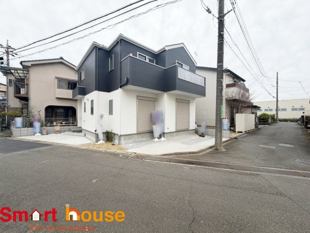 相模原市緑区二本松３期の前面道路含む現地写真|お住まいの前面道路が広いと駐車が楽になり、陽当たりも遮られないので明るく居心地の良いお家になります♪
