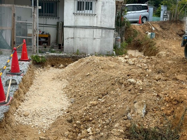 ★★うるま市石川曙3丁目-１号棟の前面道路含む現地写真|現地撮影2026.4月