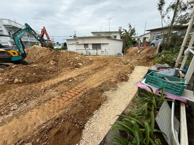 ★★うるま市石川曙3丁目-１号棟の前面道路含む現地写真|現地撮影2026.4月