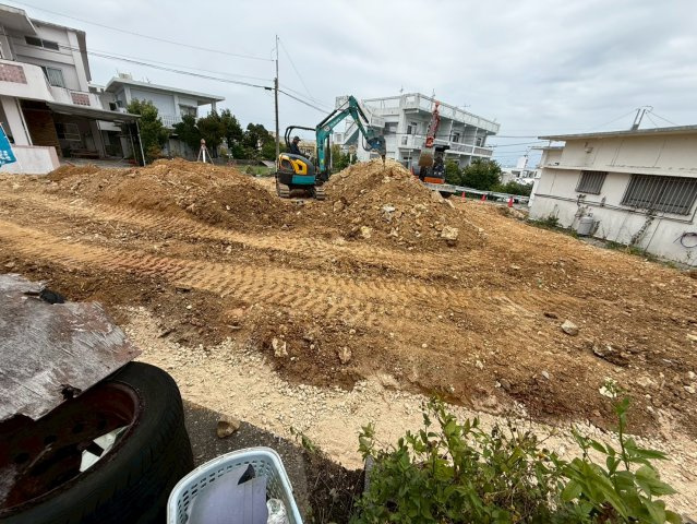 ★★うるま市石川曙3丁目-１号棟の前面道路含む現地写真|現地撮影2026.4月