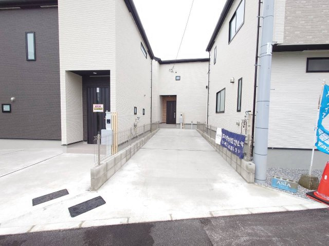 ★★うるま市石川曙3丁目-2号棟の駐車場|駐車場です