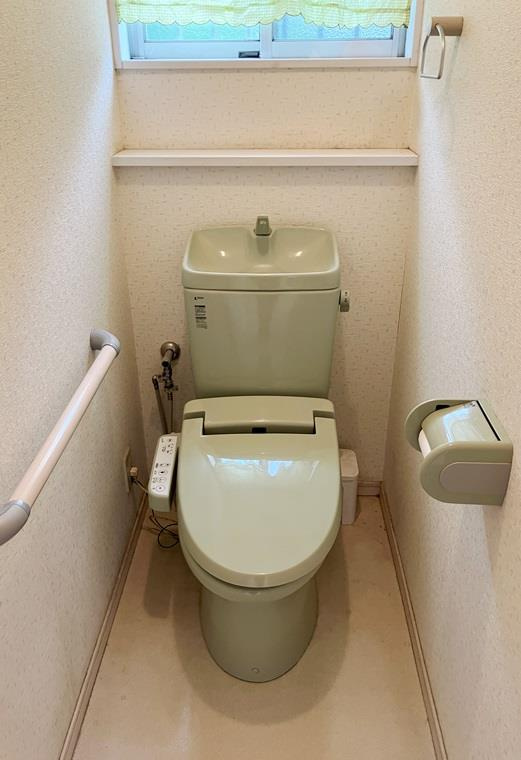 柏崎戸建のトイレ