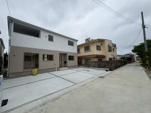 ♥♥糸満市南波平第２－①号棟（全４棟）の駐車場|駐車場の用意があります