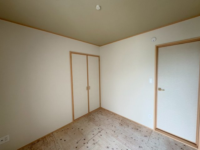 ＋＋八重瀬町安里－C号棟（全３棟）の和室|和室、ちょっとしたくつろぎスペースにいかがでしょうか