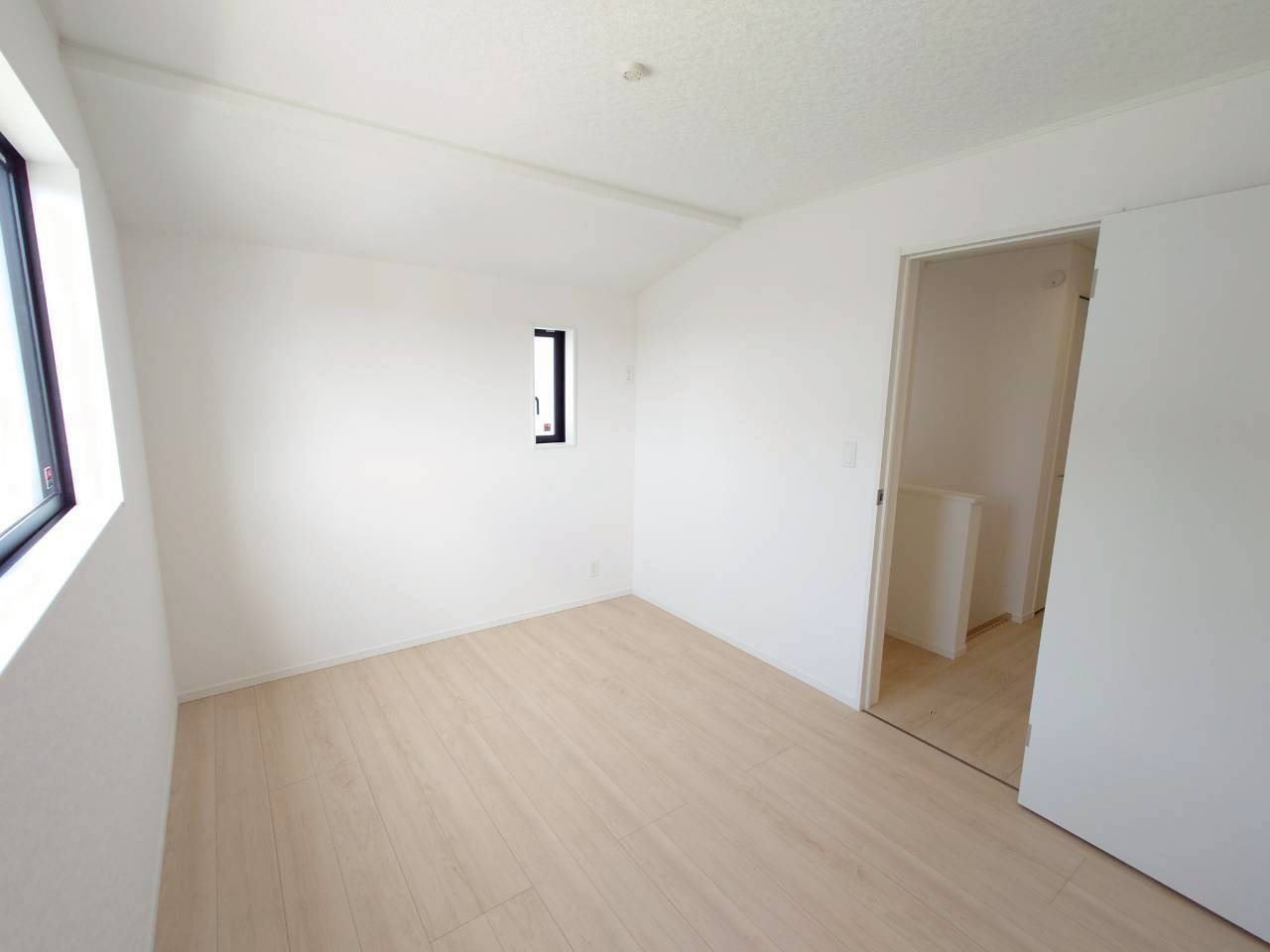 ♥♥うるま市与那城屋慶名第6-4号棟（全4棟）の洋室|洋室です