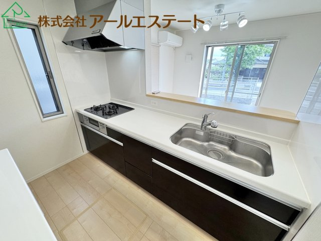 姫路市書写　　中古戸建のキッチン
