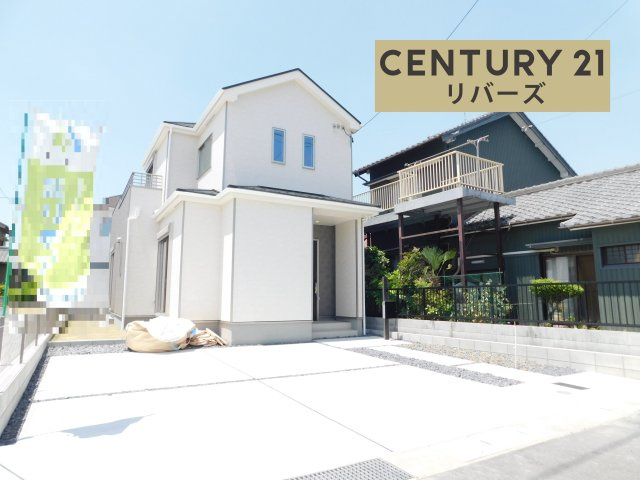 名古屋市港区東茶屋１丁目の新築一戸建の前面道路含む現地写真|☆残り１棟☆　　新価格！！いつでも見学出来ます♪（お問合せ当日、平日、水曜、夜間でもＯＫ）　長期優良住宅！　きれいな街並み♪　敷地５５．１８坪！　駐車並列３台ＯＫ　全室南向き♪　天然芝の広い庭付き