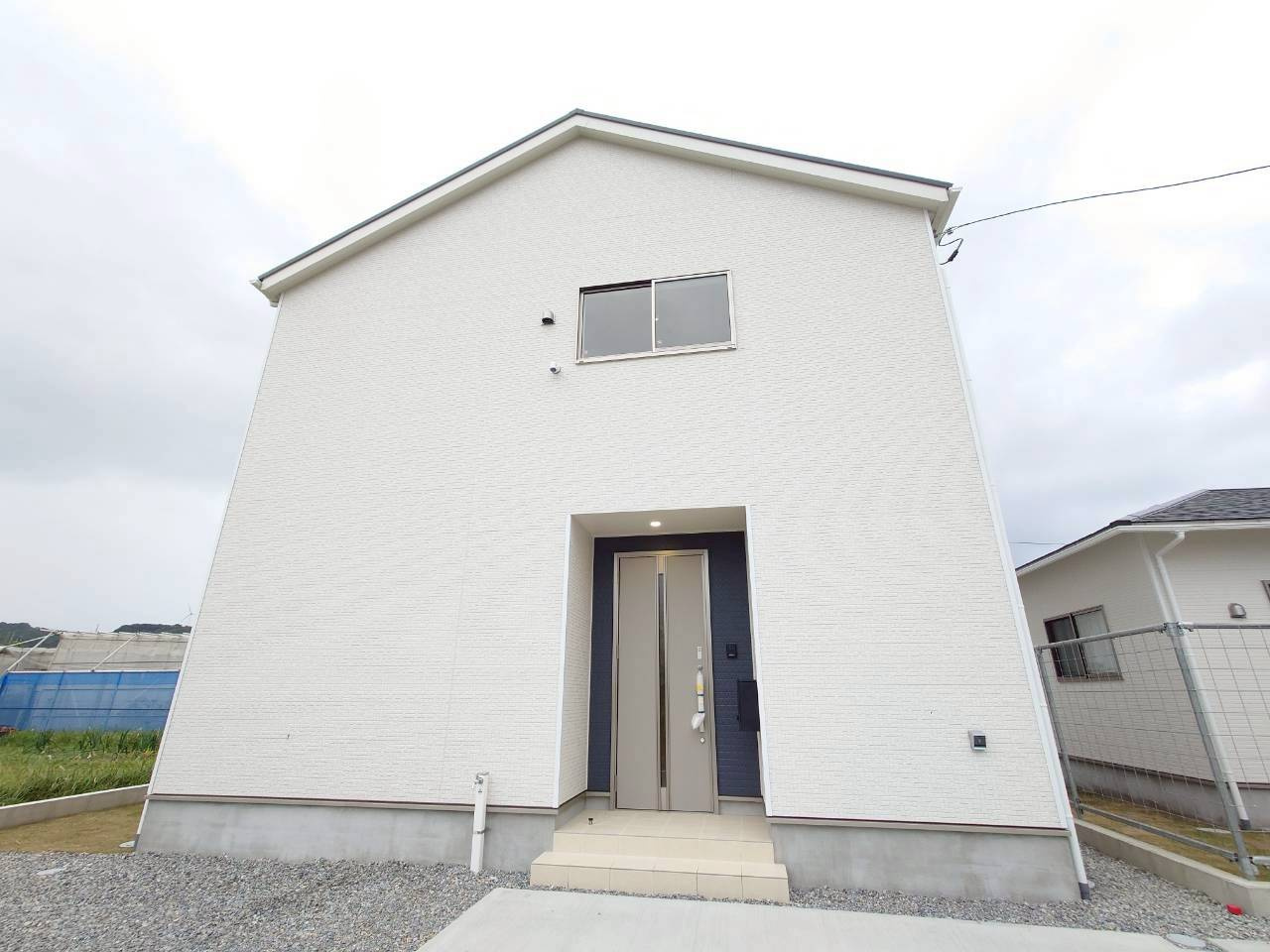 ♥♥南城市佐敷冨祖崎第７－4号棟
