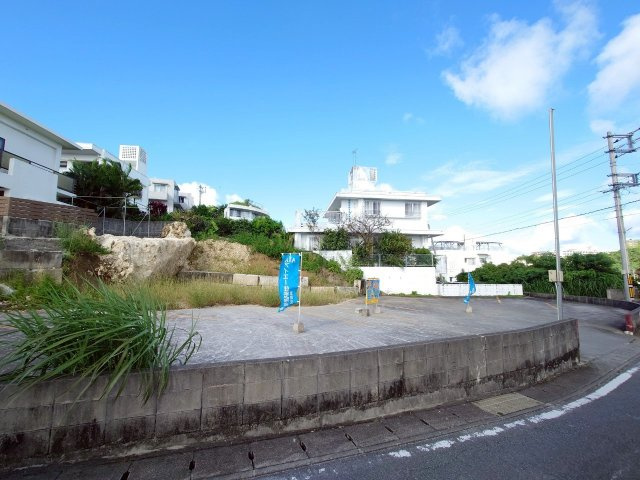 【売地】那覇市首里崎山町の前面道路含む現地写真