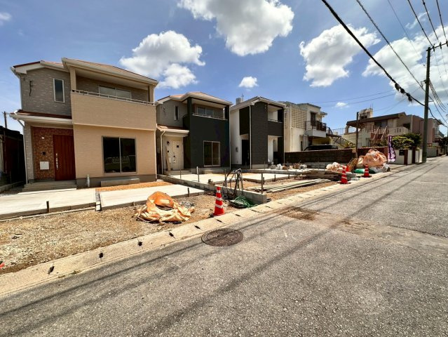 ＋＋うるま市江洲－H号棟（全１０棟）の前面道路含む現地写真|現地撮影2026.4月