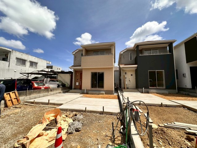 ＋＋うるま市江洲－H号棟（全１０棟）の前面道路含む現地写真|現地撮影2026.4月