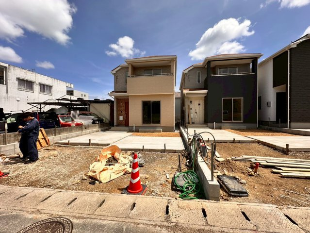 ＋＋うるま市江洲－H号棟（全１０棟）の前面道路含む現地写真|現地撮影2026.4月