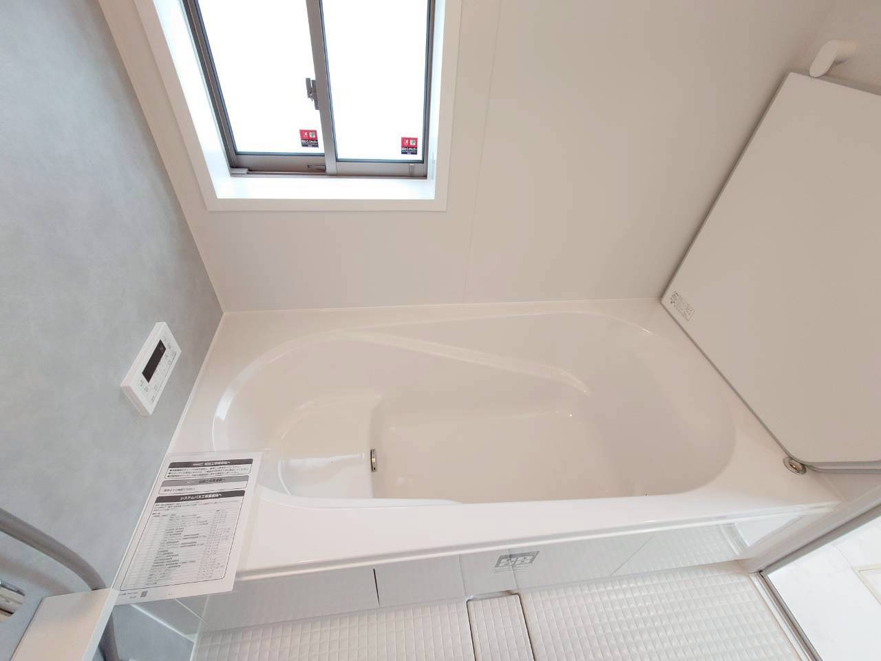 ＋＋うるま市江洲－B号棟（全１０棟）の浴室|きれいなお風呂です