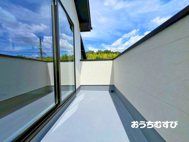 尾張旭市平子町1期(全2棟)のバルコニー