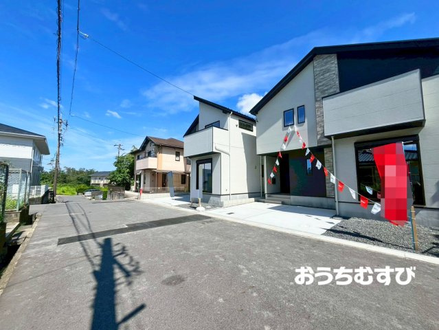 尾張旭市平子町1期(全2棟)の前面道路含む現地写真