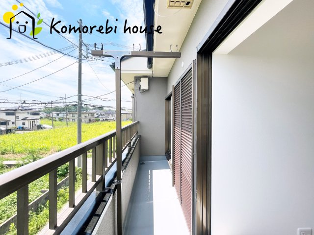 上尾市上野本郷　中古戸建のバルコニー|バルコニー付きです
