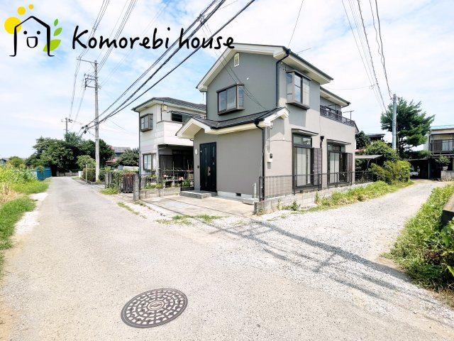上尾市上野本郷　中古戸建の前面道路含む現地写真|前面道路含む現地写真です