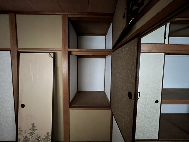 東板持町貸家の内装