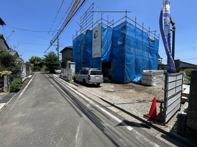 新築　高崎市金古町第11　Livele Garden.S　1号棟の前面道路含む現地写真|現地写真　西側接道幅員約4.2ｍ