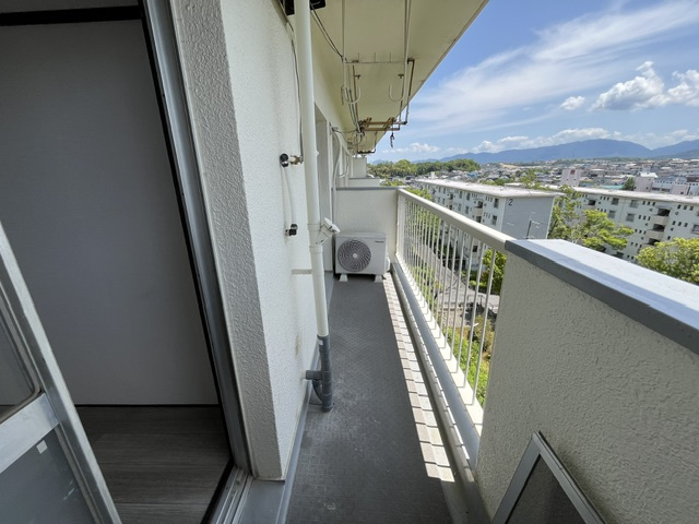 公団狭山住宅5号棟のバルコニー