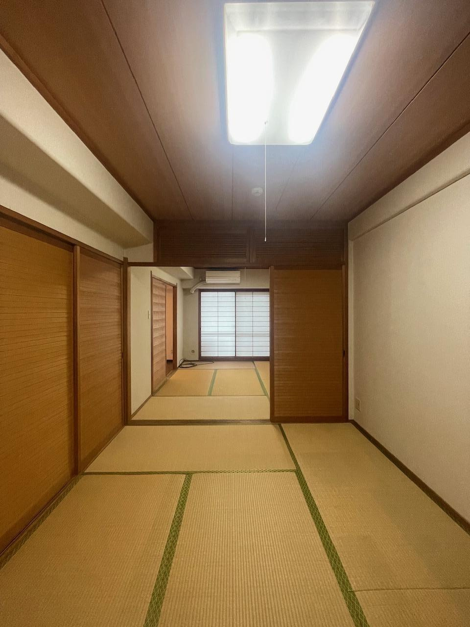 徳山河東マンションの独立洗面台
