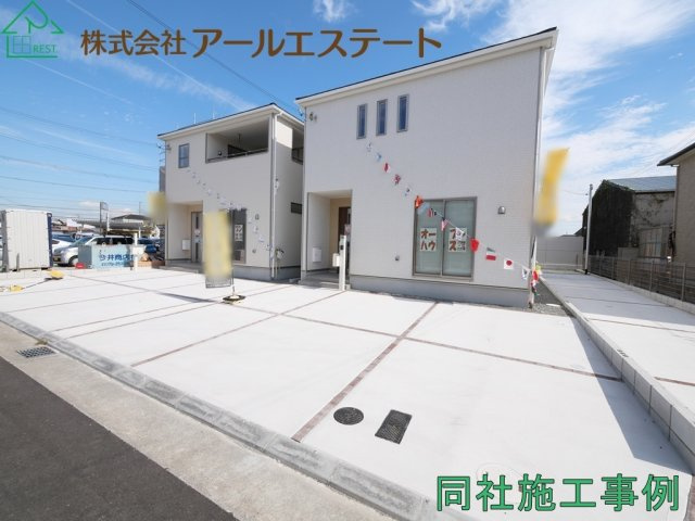 加古郡稲美町六分一 第9　　新築戸建の駐車場|同社施工事例