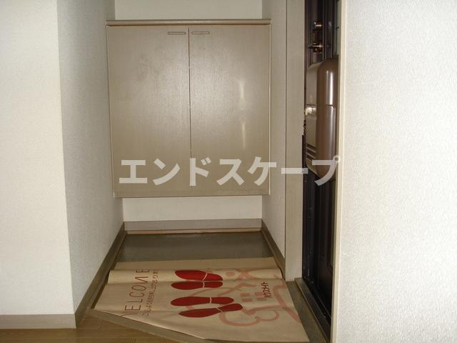 サンベリーＢの玄関|高崎、前橋のお部屋探しはエンドスケープまで！お客様の理想お聞かせ下さい♪