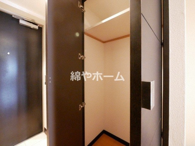 アスヴェル東本町Ⅱの収納|小物を収納するのに便利です