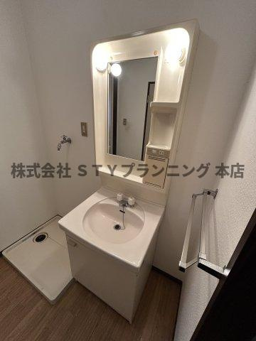 仲介手数料０円！エスポワール北久手ABの独立洗面台