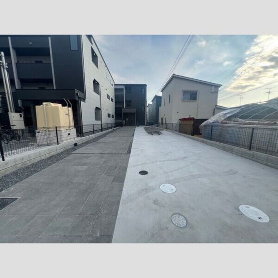 【駐車場】 | プレサンスクレージュ喜里川町 South