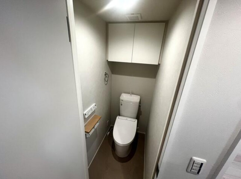 コスモお花茶屋参番館のトイレ|コスモお花茶屋参番館：ウォシュレット機能付きトイレです！