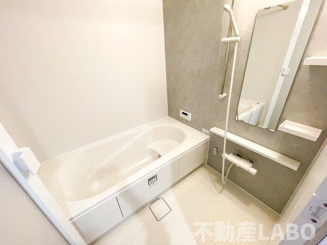 CASA PINO SOLOの浴室