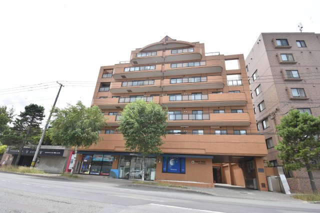 札幌市中央区宮の森三条１１丁目の中古マンション