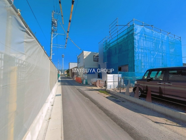 【前面道路含む現地写真】の画像