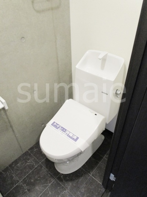 コンポジット王子のトイレ|温水洗浄便座付きトイレです☆
