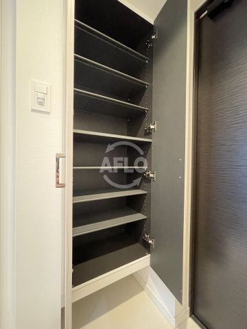 S-RESIDENCE難波大国町Deuxの収納|S-RESIDENCE難波大国町Deux　シューズBOX
