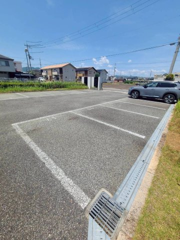 アーバンハイツ段上の駐車場