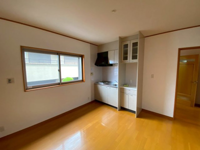 【洋室】 | 【プレイワーク引野町2丁】平成18年建築・5SLDK・東南角地・土地128坪 | ゆったりした洋室です
