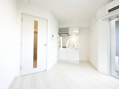 【居間・リビング】 | リライア大森 | 洋室のお部屋です。