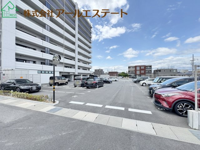 アルファスマート東姫路　　JR「東姫路駅」徒歩14分の駐車場