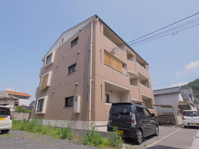 ドミール稲荷町
