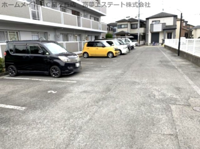 【駐車場】 | ラフィーネ壱番館