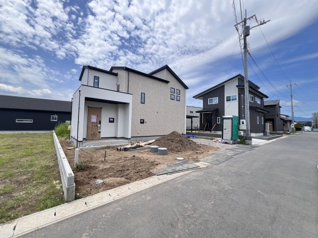 新築　富岡市下高瀬　GRAFARE　2号棟