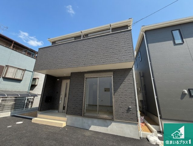 摂津市鳥飼和道　第1期　新築一戸建ての外観|お客様に長く安心して住んでいだだける事にこだわった家づくり！住んでからのアフターサービスにもしっかりと取り組んでいます！